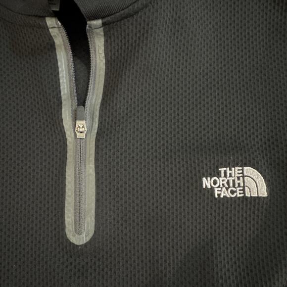 North Face Shirt Mens XLarge Short Sleeve Lightweight 1/4 Zip Outdoors Black - Picture 4 of 5